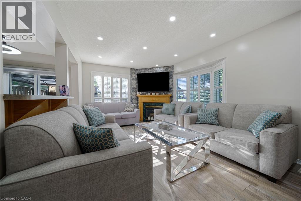 800 Paramount Drive Unit# 1, Stoney Creek, Ontario  L8J 3V7 - Photo 7 - 40861903