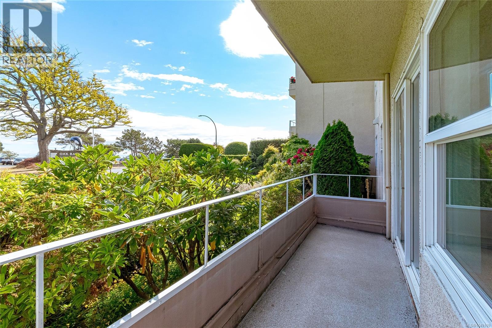 102 1318 Beach Dr, Oak Bay, British Columbia  V8S 2N5 - Photo 21 - 1049109