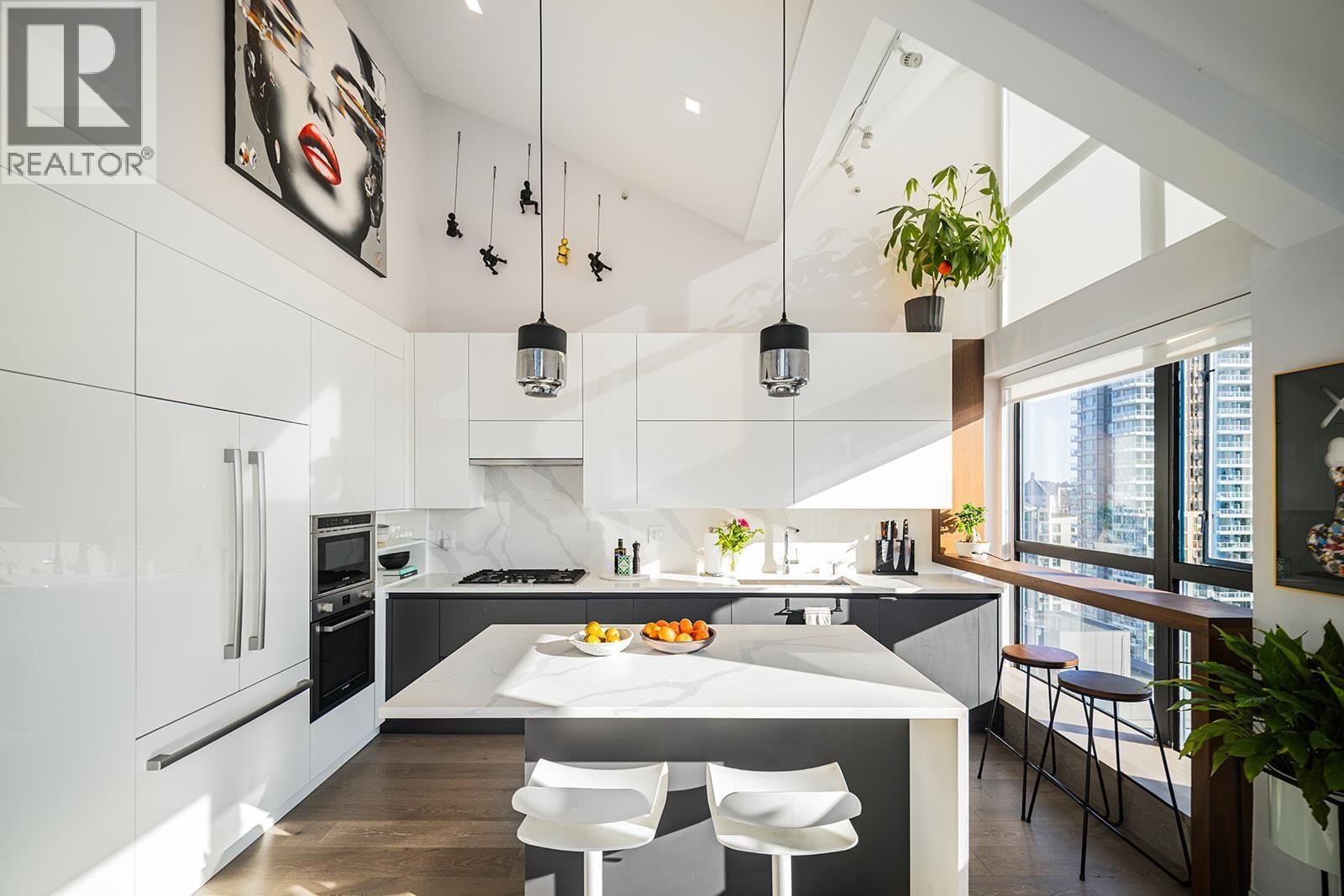 2101 1238 SEYMOUR STREET, vancouver, British Columbia
