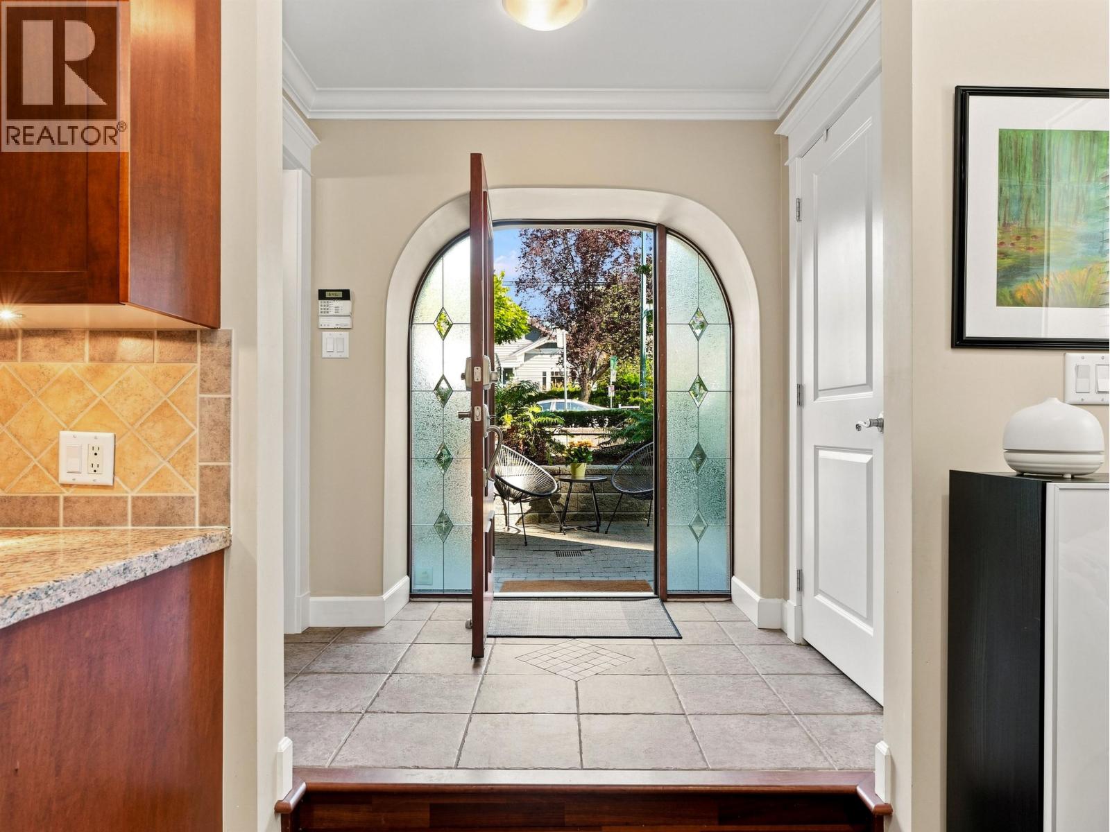 2425 Larch Street, Vancouver, British Columbia  V6K 0A3 - Photo 6 - R3165397