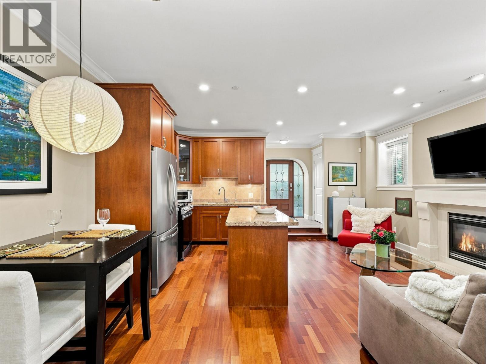 2425 Larch Street, Vancouver, British Columbia  V6K 0A3 - Photo 9 - R3165397