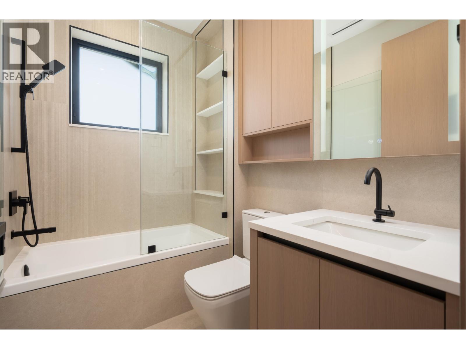 2 1448 E 30th Avenue, Vancouver, British Columbia  V5N 3A2 - Photo 10 - R3165412