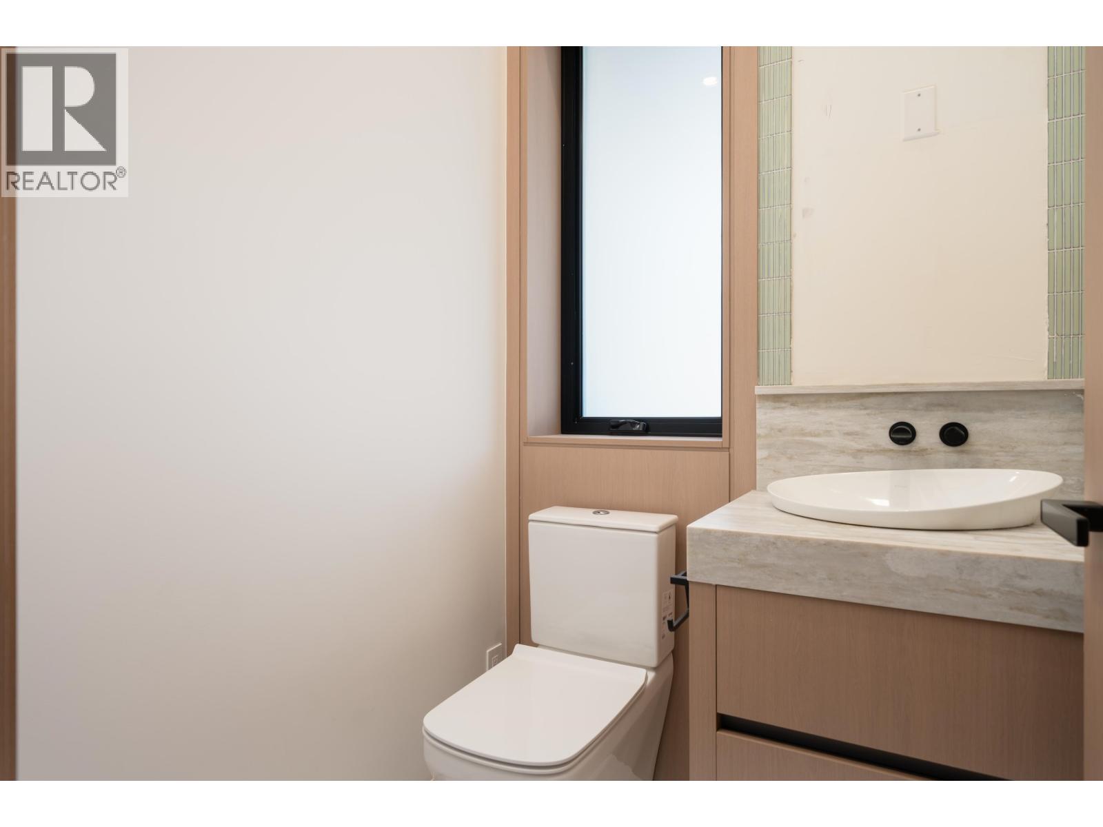 2 1448 E 30th Avenue, Vancouver, British Columbia  V5N 3A2 - Photo 5 - R3165412