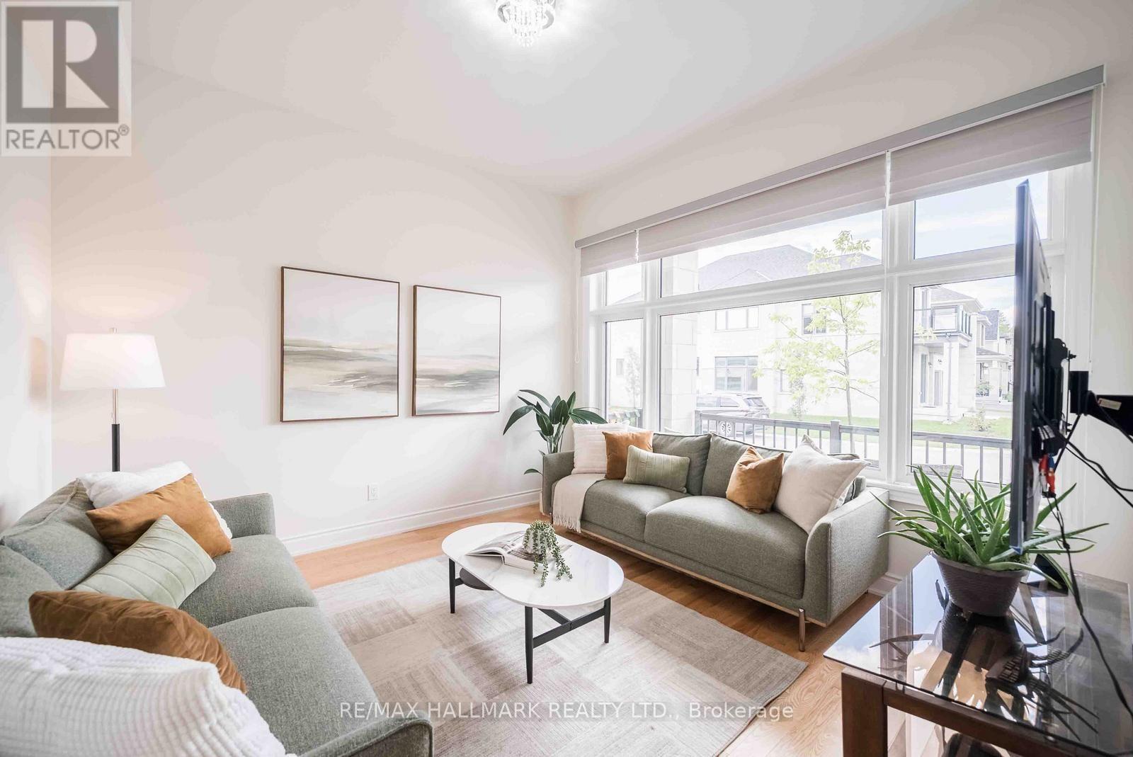 23 Carlinds Crescent, Whitchurch-Stouffville, Ontario  L4A 4X1 - Photo 5 - N13783230
