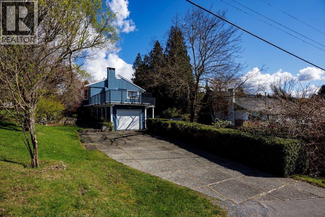 2094 Viewlynn Drive, North Vancouver, British Columbia  V7J 2W8 - Photo 39 - R3165373