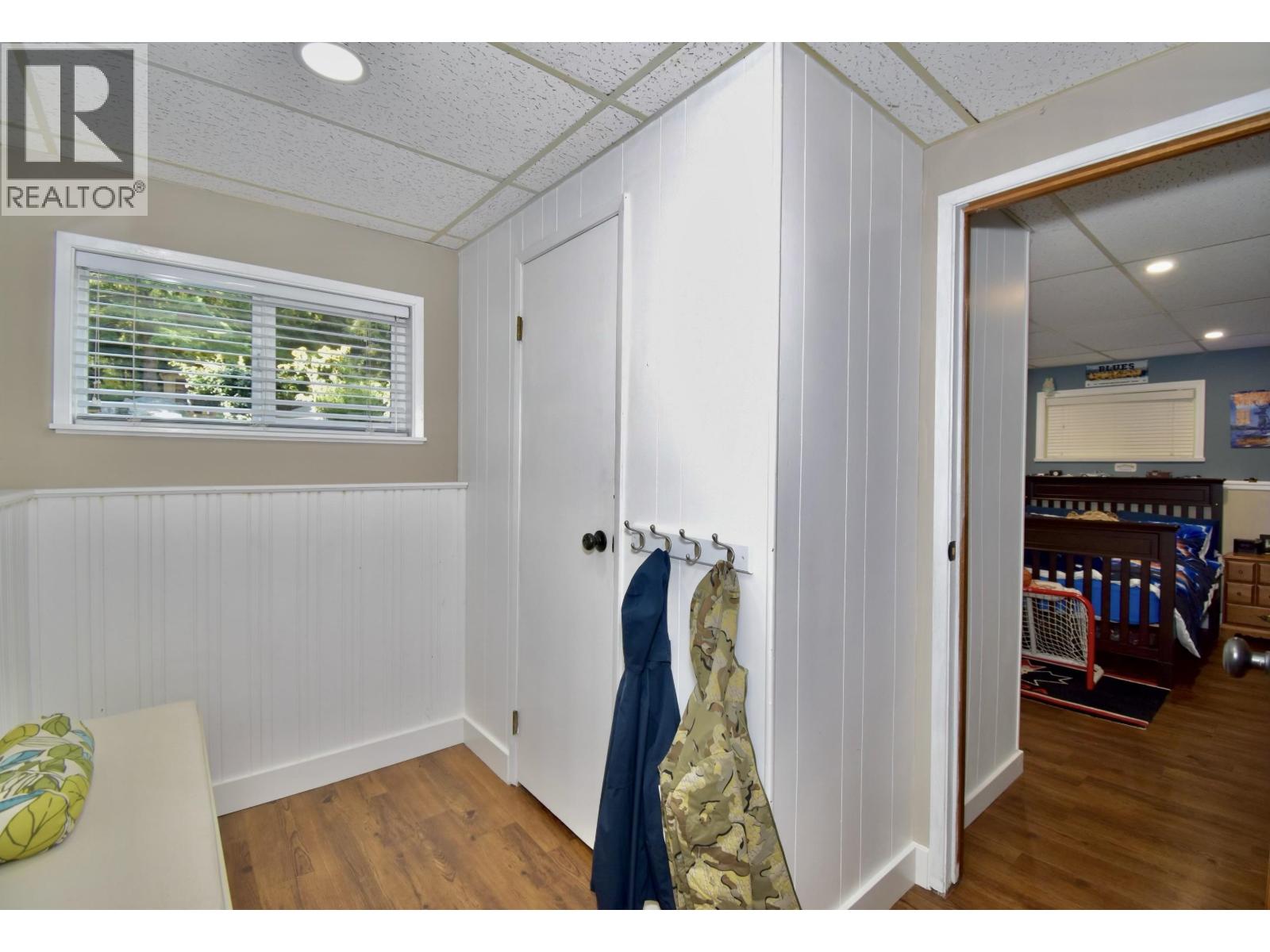 2703 Robinson Road, Roberts Creek, British Columbia  V0N 2W4 - Photo 12 - R3165414