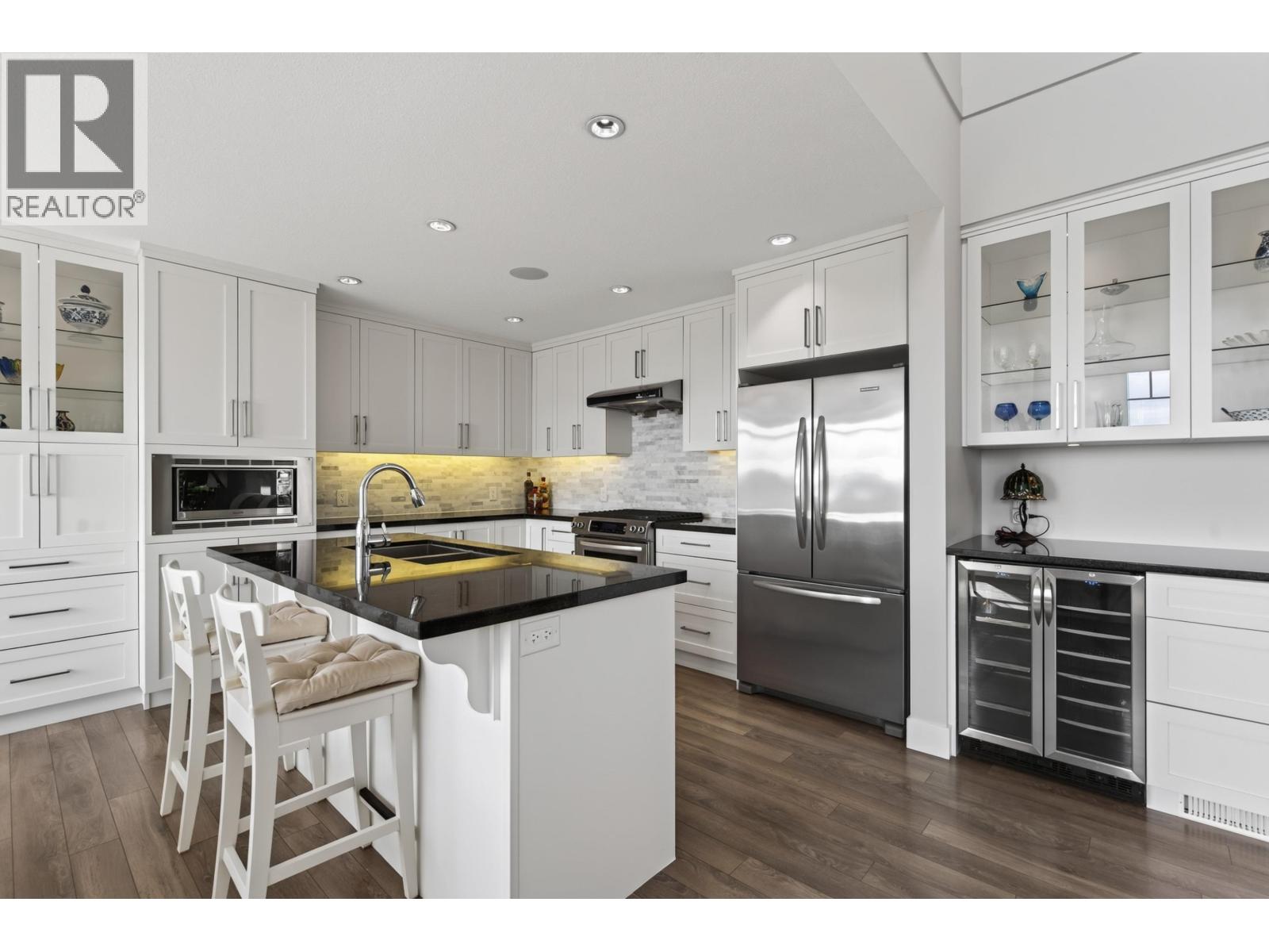 107 3458 Burke Village Promenade, Coquitlam, British Columbia  V3E 0J1 - Photo 7 - R3165390