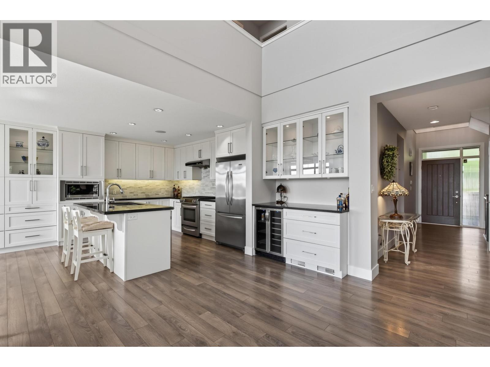 107 3458 Burke Village Promenade, Coquitlam, British Columbia  V3E 0J1 - Photo 6 - R3165390