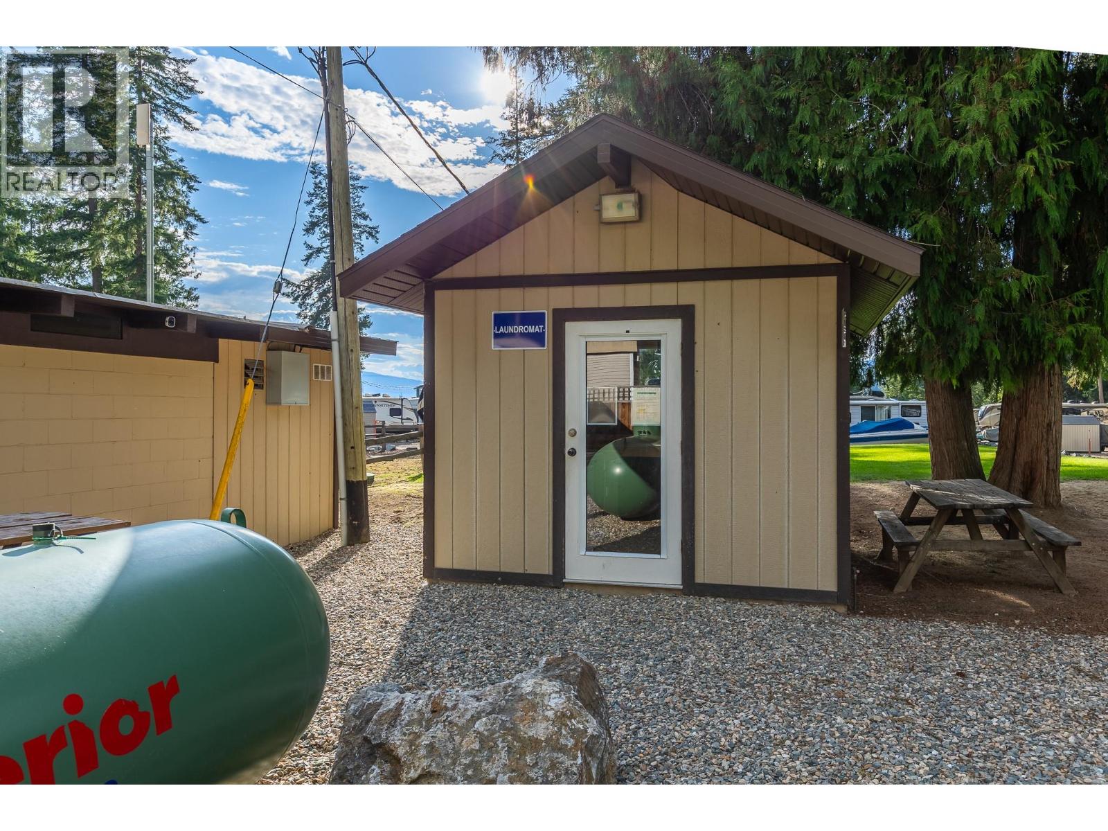 6853 Squilax-Anglemont Road Unit# 15, Magna Bay, British Columbia  V0E 1M7 - Photo 58 - 10399195