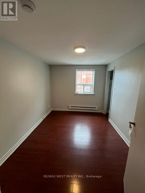 2 - 932 Dundas Street, Toronto, Ontario  M6J 1W3 - Photo 5 - C13769164