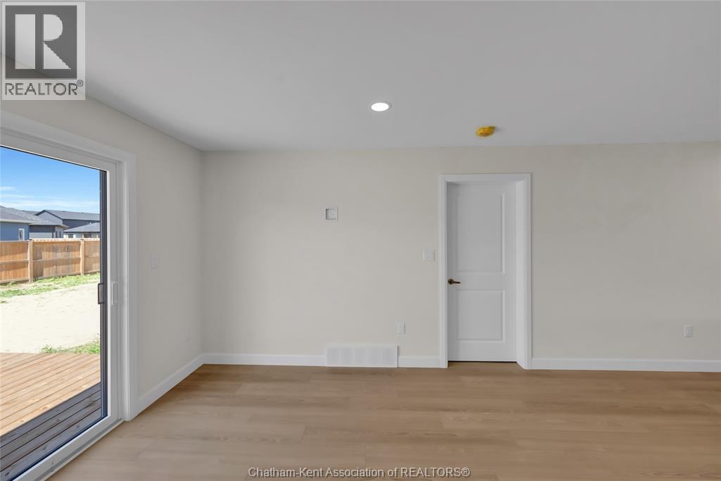 240 Ironwood Trail, Chatham, Ontario  N7M 0V6 - Photo 19 - 26012802