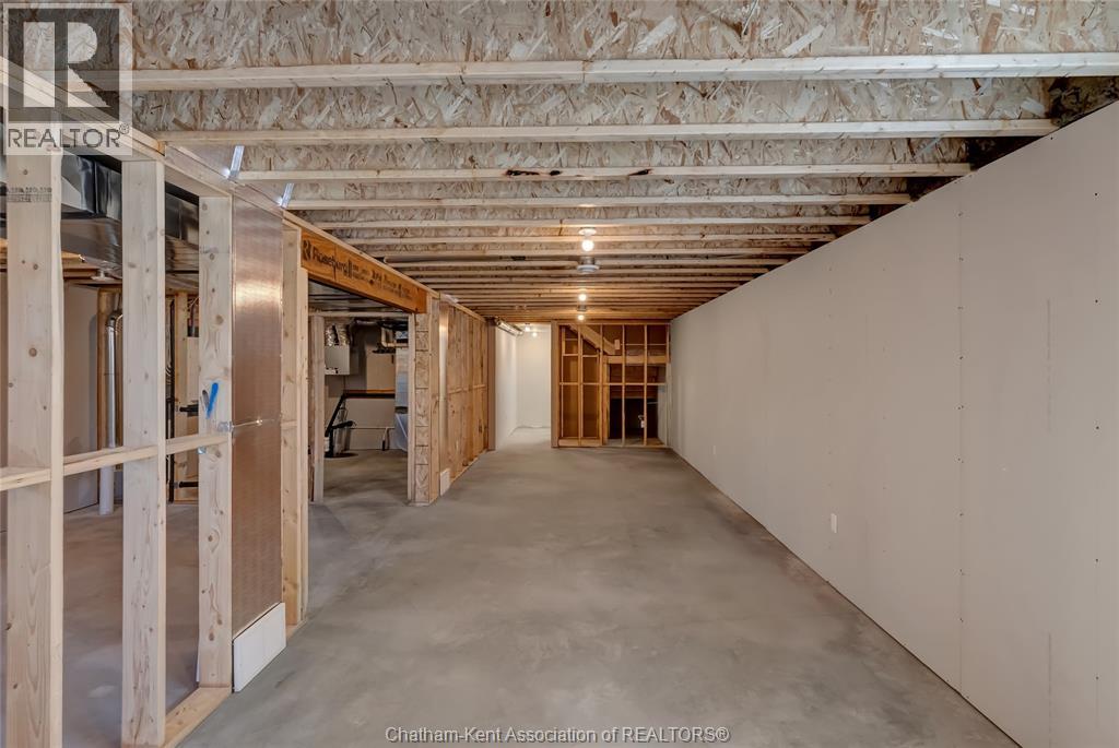 240 Ironwood Trail, Chatham, Ontario  N7M 0V6 - Photo 33 - 26012802