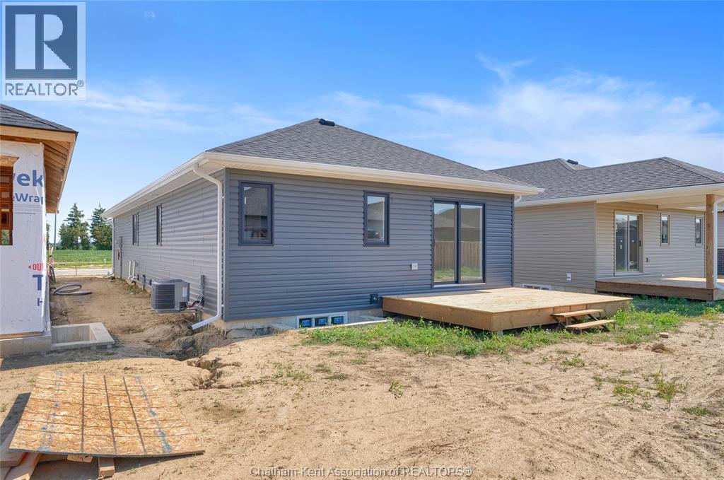 240 Ironwood Trail, Chatham, Ontario  N7M 0V6 - Photo 40 - 26012802