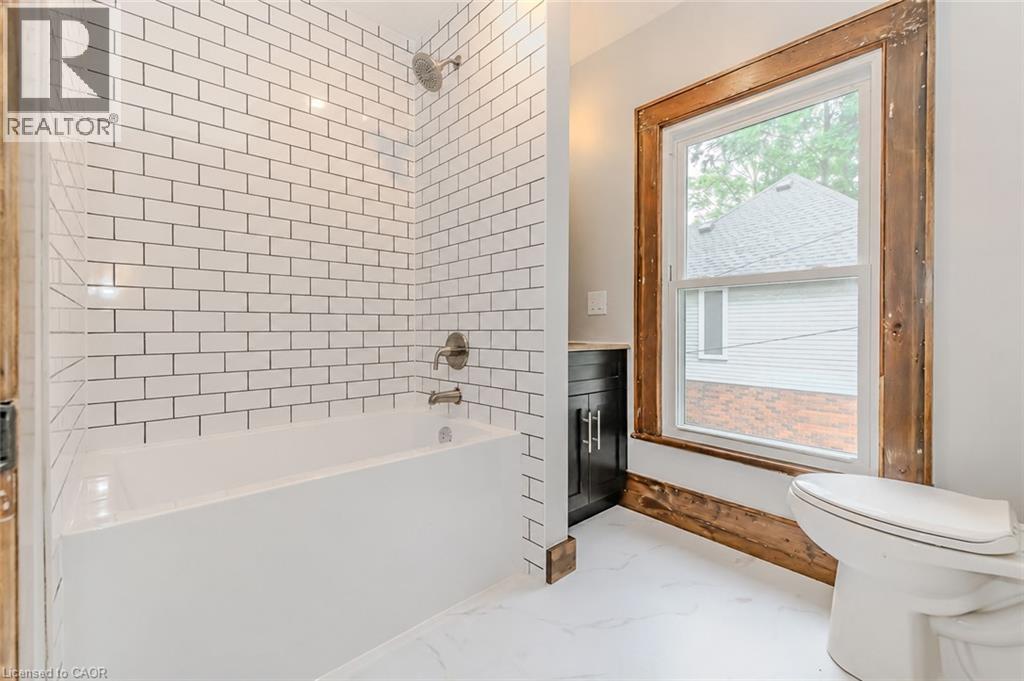18 Oak Street Unit# 1/2, Cambridge, Ontario  N1R 4K6 - Photo 11 - 40862789