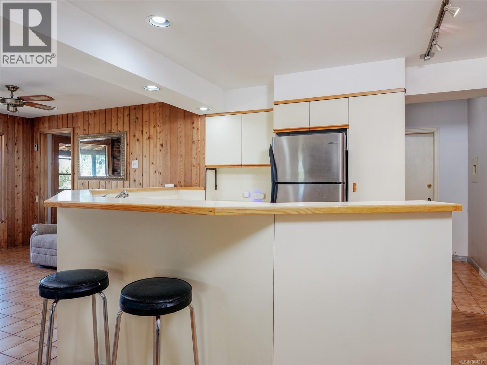2269 Newman Rd, Central Saanich, British Columbia  V8M 1T3 - Photo 33 - 1044219