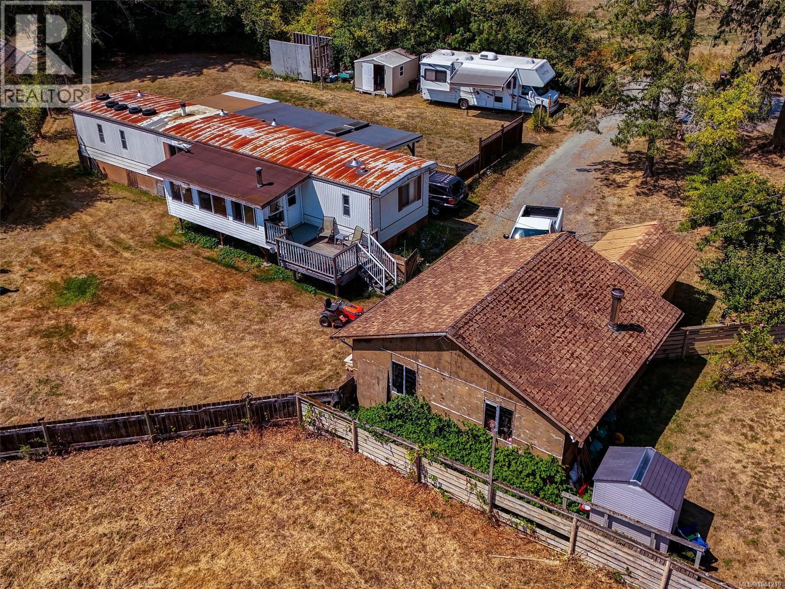 2269 Newman Rd, Central Saanich, British Columbia  V8M 1T3 - Photo 51 - 1044219