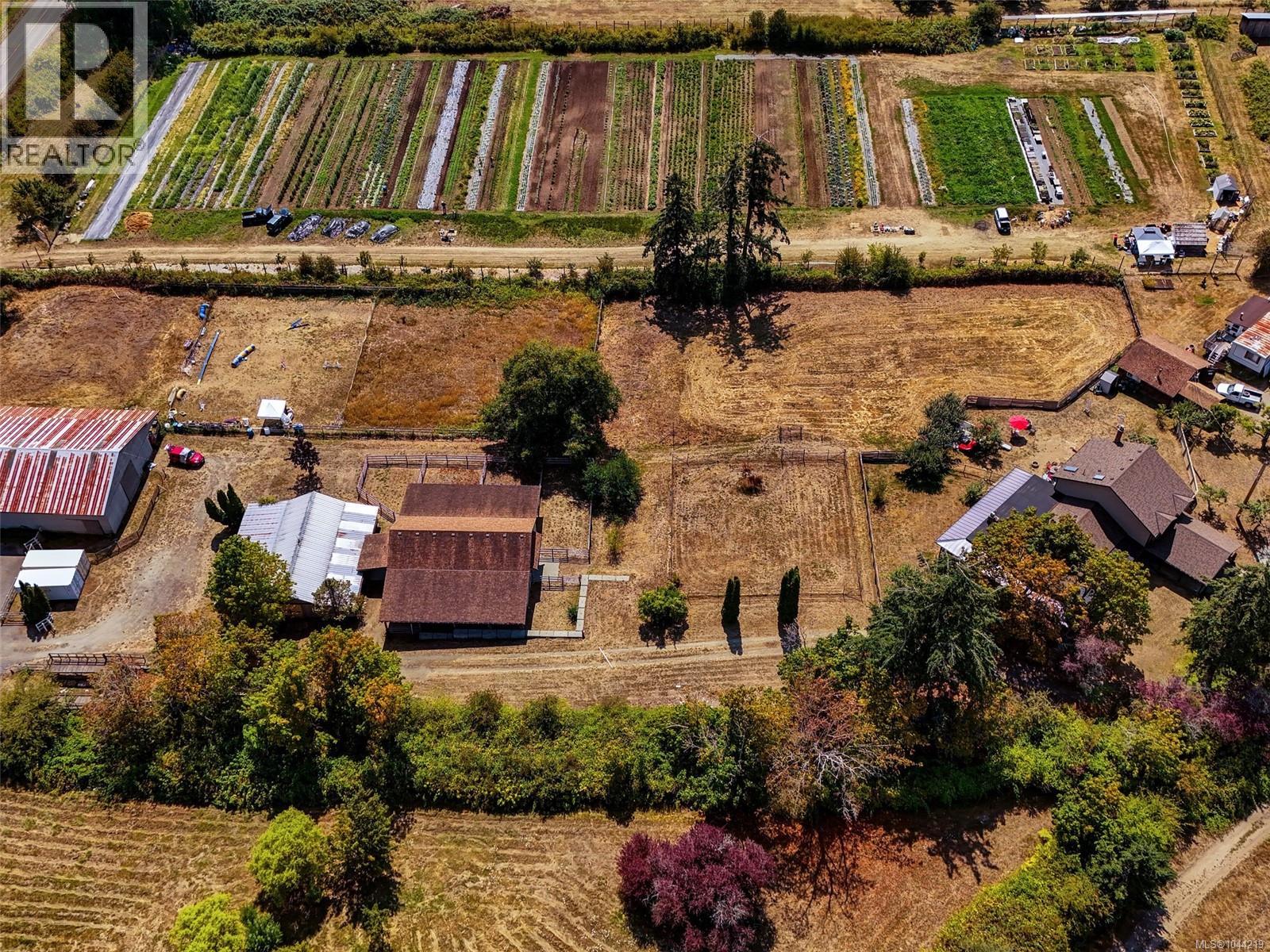 2269 Newman Rd, Central Saanich, British Columbia  V8M 1T3 - Photo 49 - 1044219