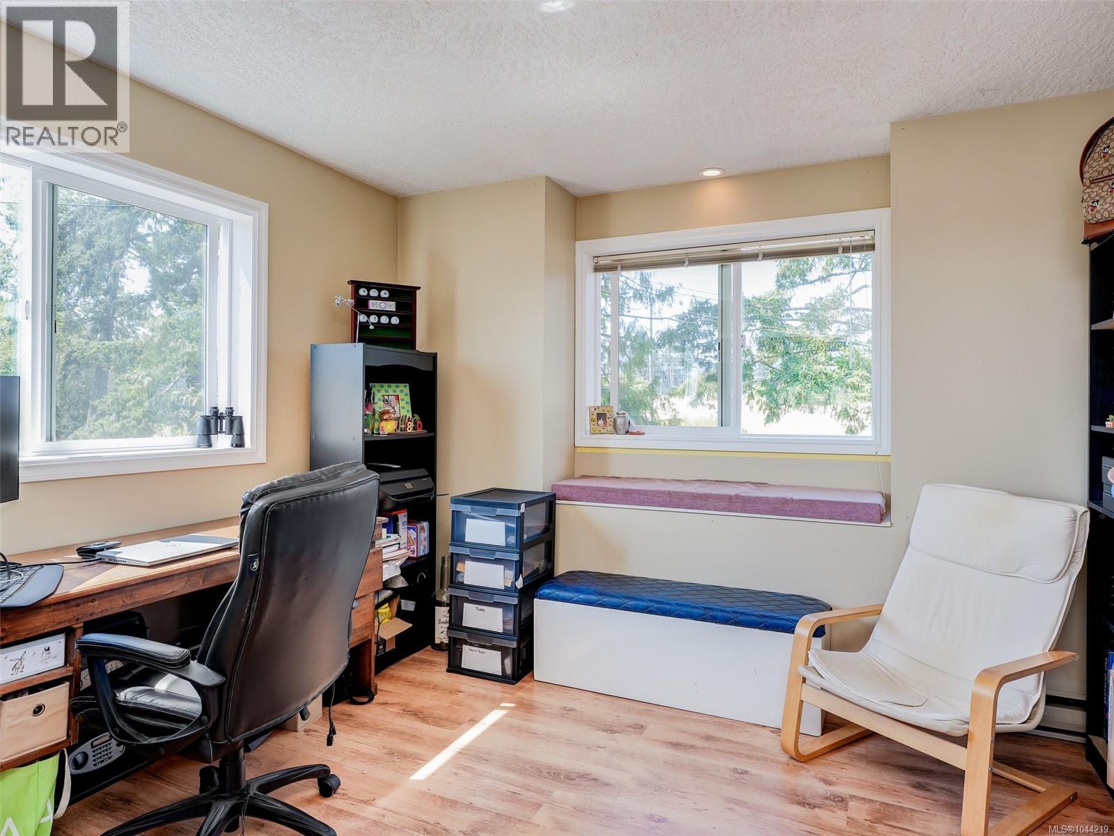 2269 Newman Rd, Central Saanich, British Columbia  V8M 1T3 - Photo 31 - 1044219