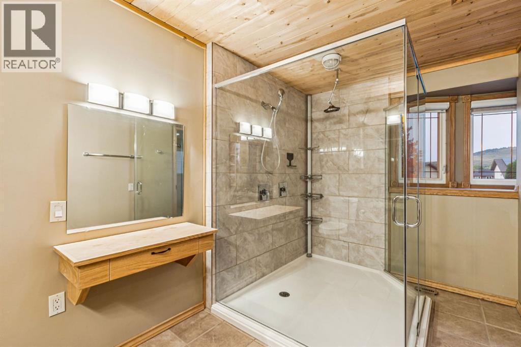 90 Glenhill Drive, Cochrane, Alberta  T4C 1H1 - Photo 23 - A2341736