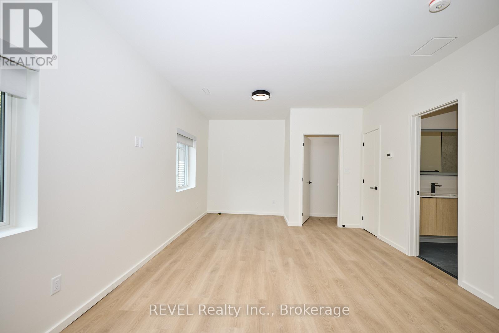 Unit 2 - 5361 Valley Way, Niagara Falls (Cherrywood), Ontario  L2E 1X5 - Photo 13 - X13783278