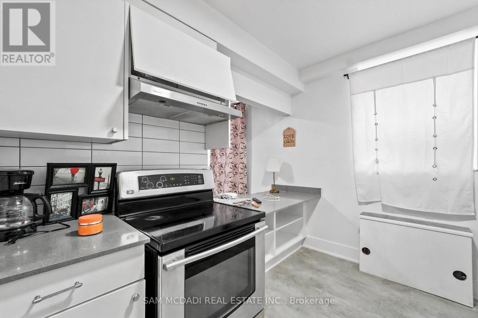 104 - 1016 O'connor Drive, Toronto (O'connor-Parkview), Ontario  M4B 2T3 - Photo 7 - E13783312