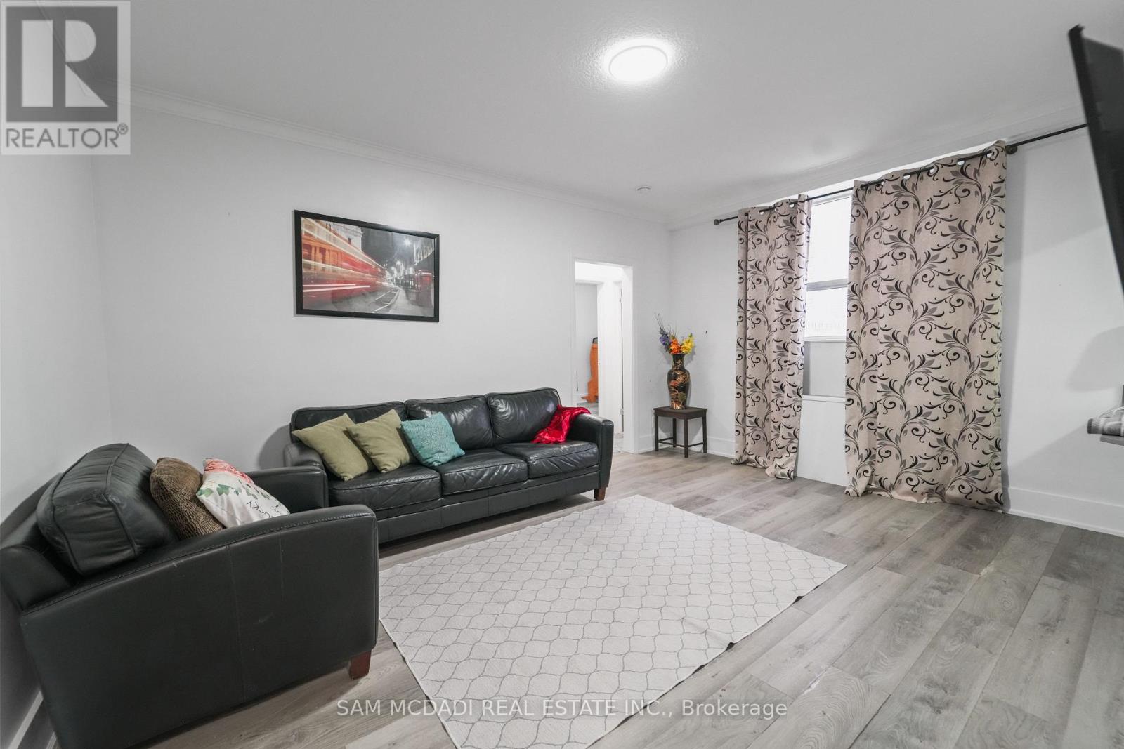 104 - 1016 O'connor Drive, Toronto (O'connor-Parkview), Ontario  M4B 2T3 - Photo 9 - E13783312