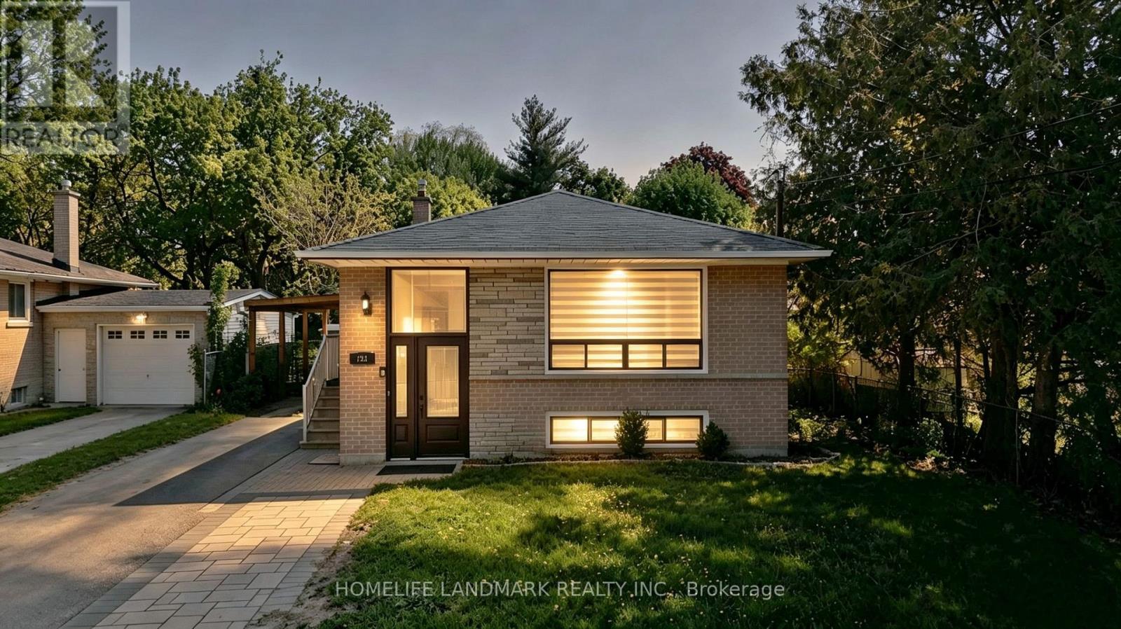 Main - 181 Maple Avenue, Richmond Hill, Ontario  L4C 2J2 - Photo 2 - N13783298
