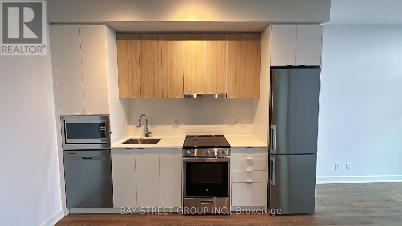 B3001 - 50 Upper Mall Way, Vaughan (Brownridge), Ontario  L4J 4P8 - Photo 10 - N13783308