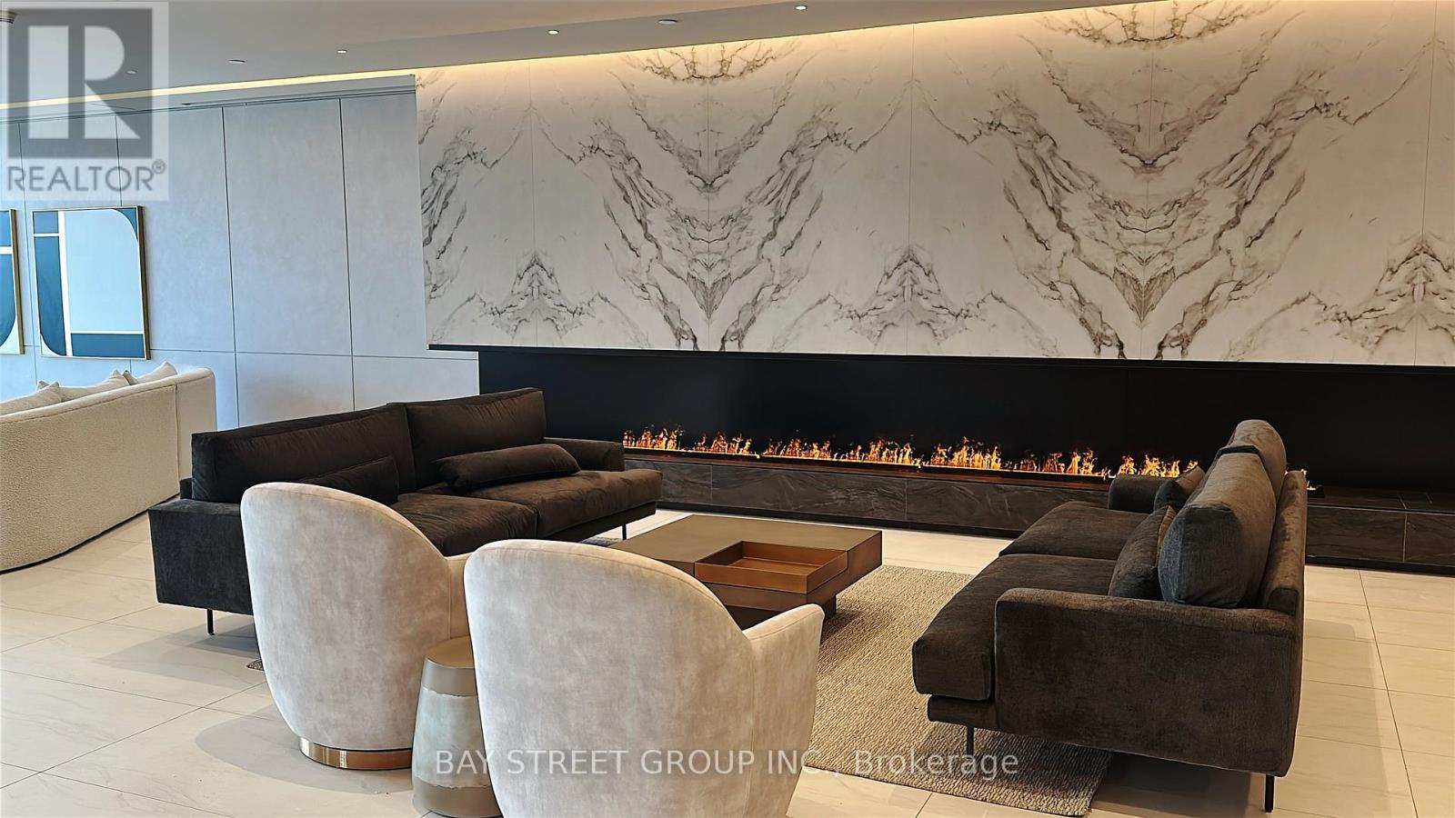 B3001 - 50 Upper Mall Way, Vaughan (Brownridge), Ontario  L4J 4P8 - Photo 2 - N13783308
