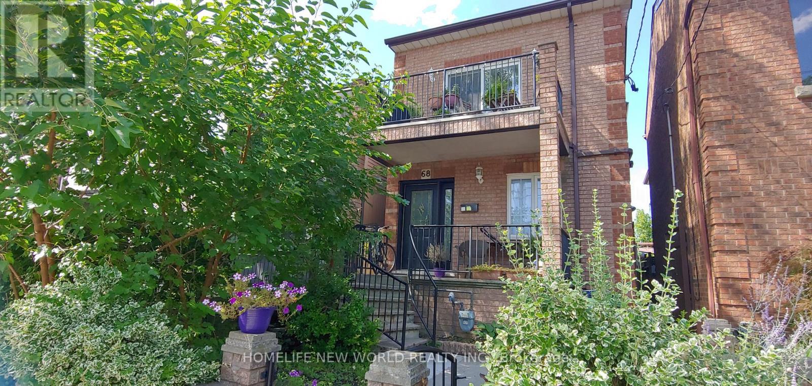 Ground - 68 Garnet Avenue, Toronto, Ontario  M6G 1V7 - Photo 10 - W13783254