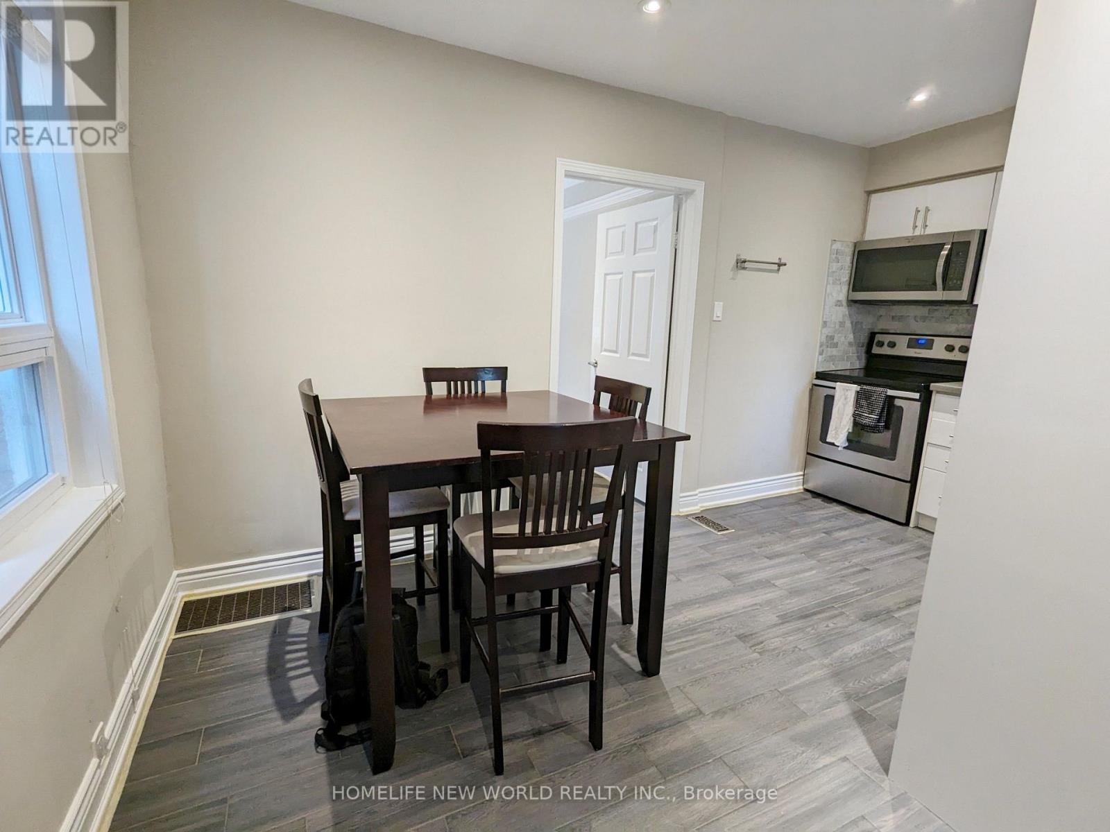 Ground - 68 Garnet Avenue, Toronto, Ontario  M6G 1V7 - Photo 3 - W13783254