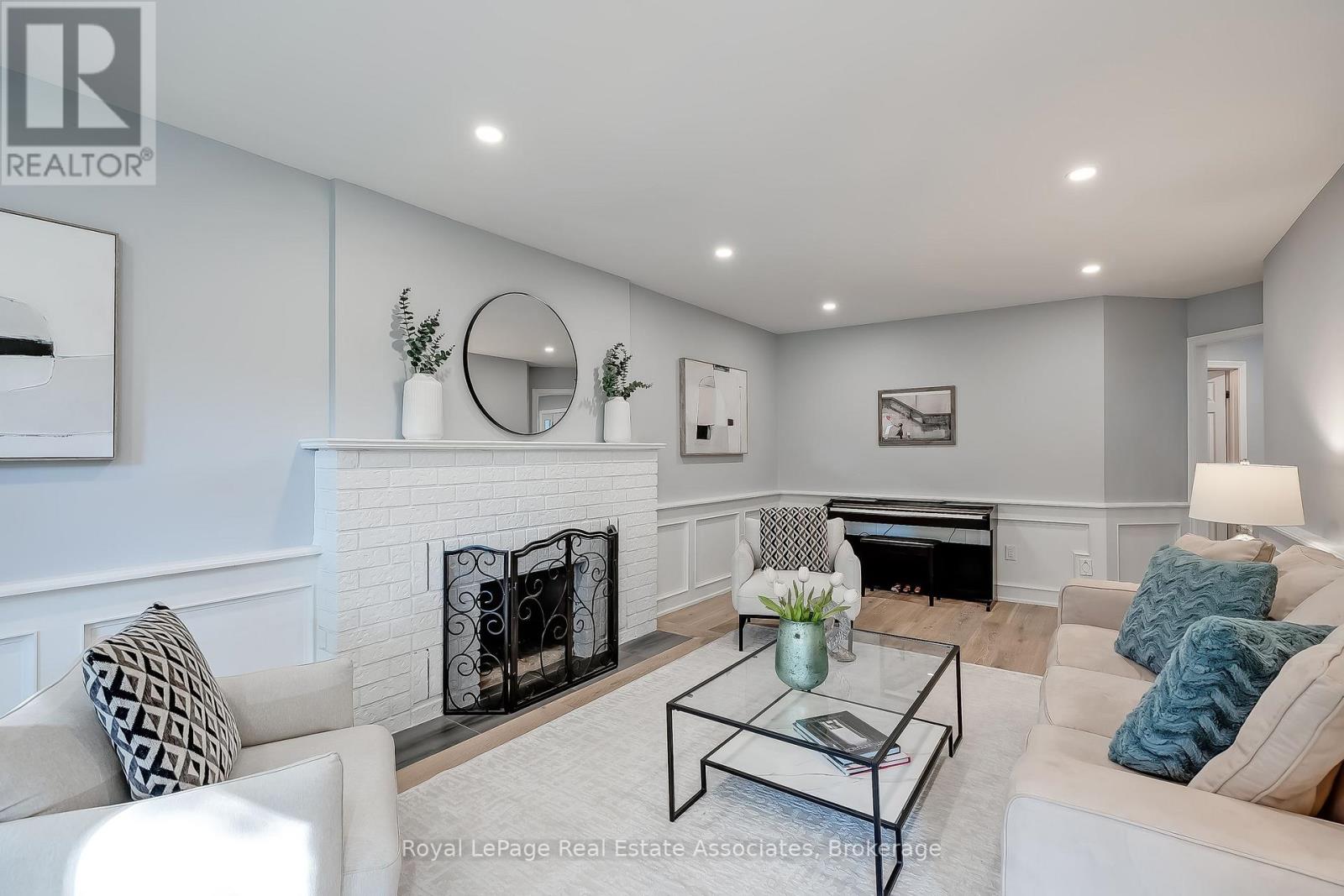 1542 Hollywell Avenue, Mississauga, Ontario  L5N 4P5 - Photo 22 - W13783260