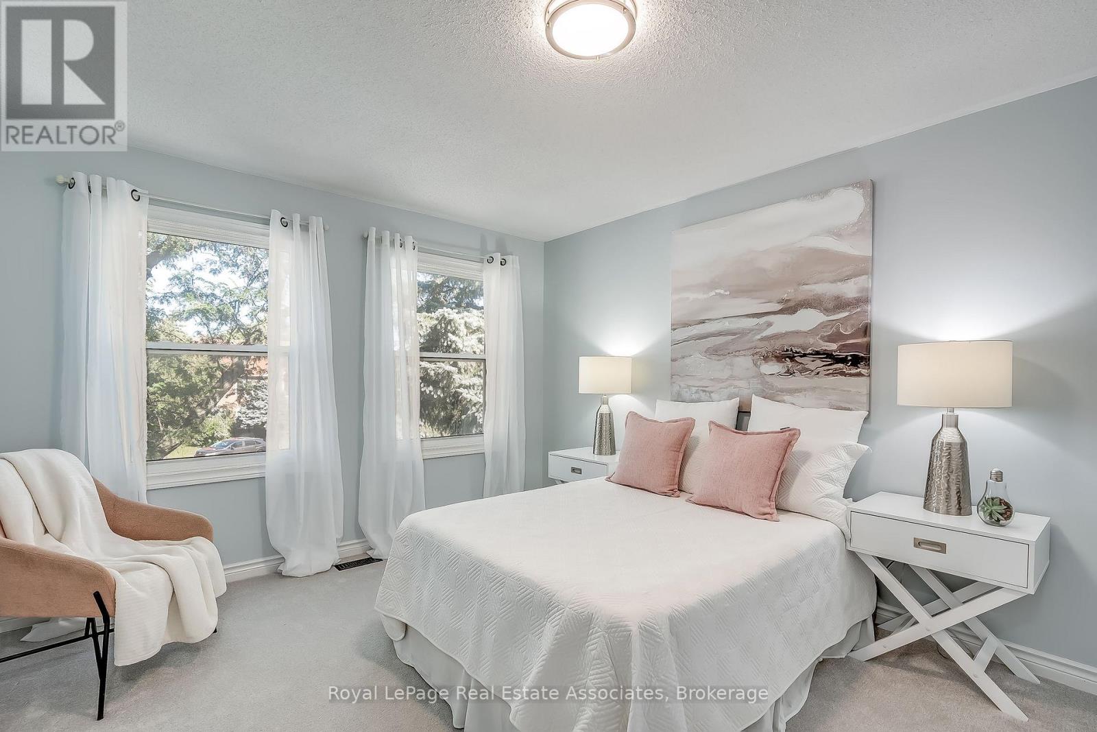 1542 Hollywell Avenue, Mississauga, Ontario  L5N 4P5 - Photo 40 - W13783260