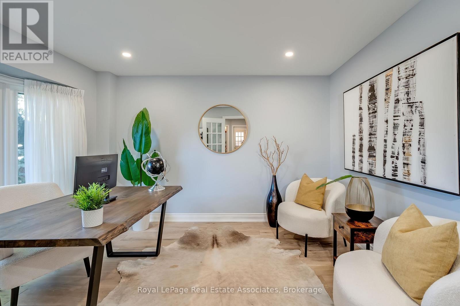 1542 Hollywell Avenue, Mississauga, Ontario  L5N 4P5 - Photo 6 - W13783260