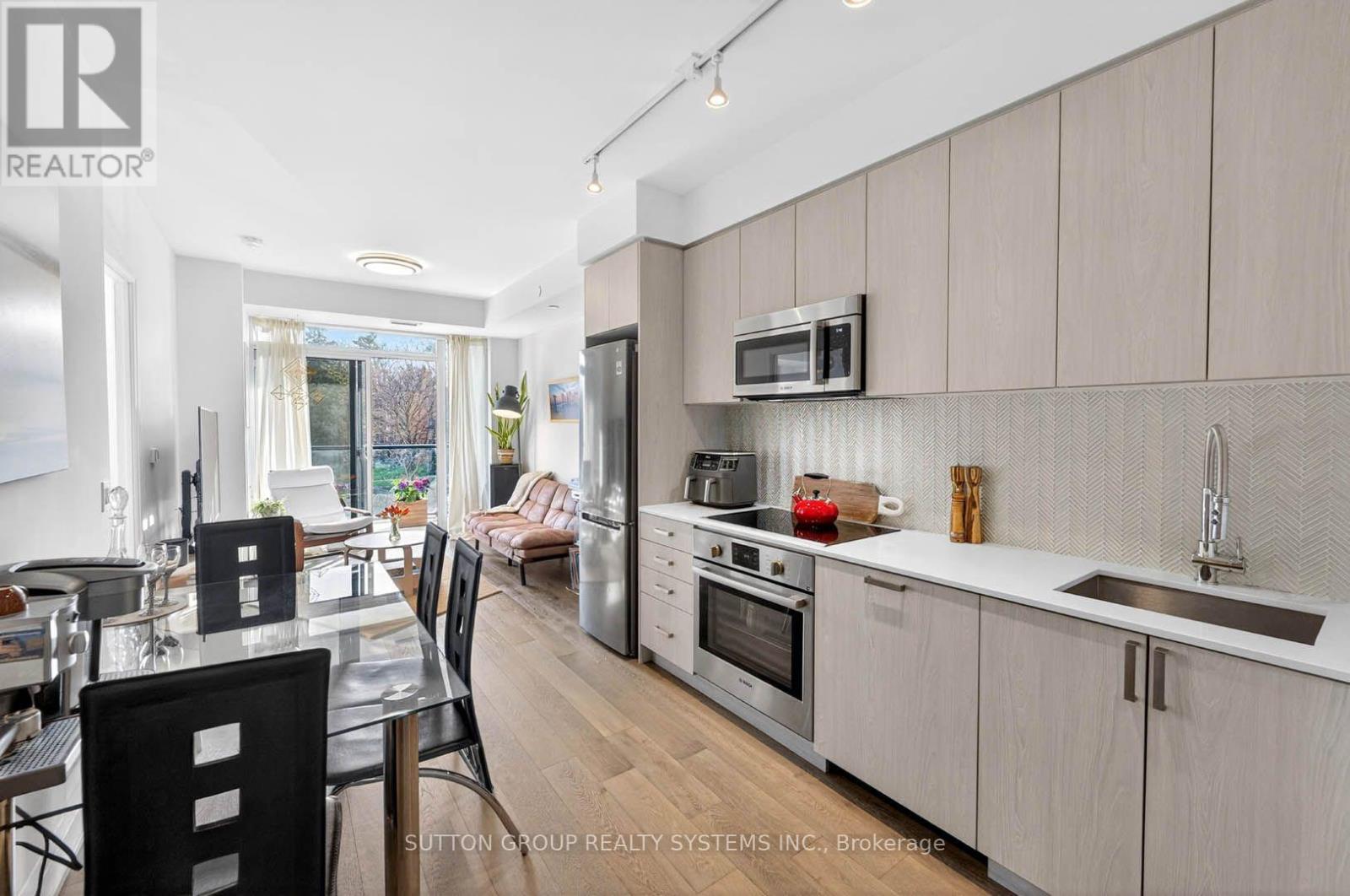 316 - 293 The Kingsway, Toronto, Ontario  M9A 0E8 - Photo 10 - W13783262