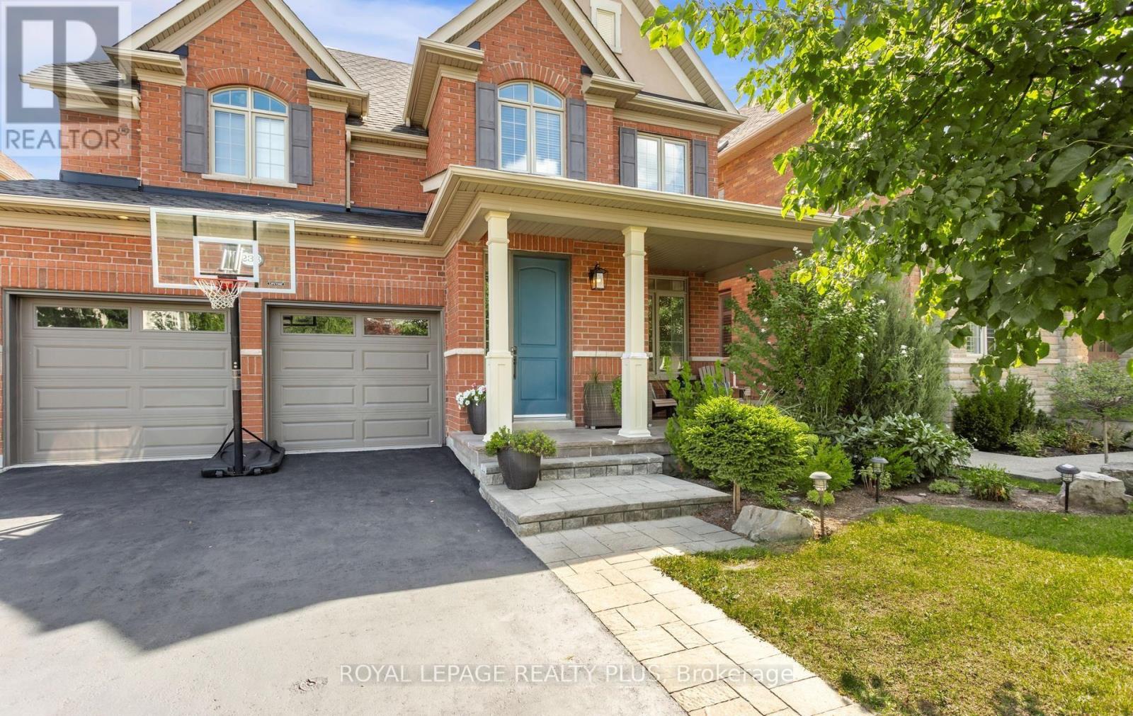 238 Melanson Heights, Milton, Ontario  L9T 0S6 - Photo 2 - W13783284