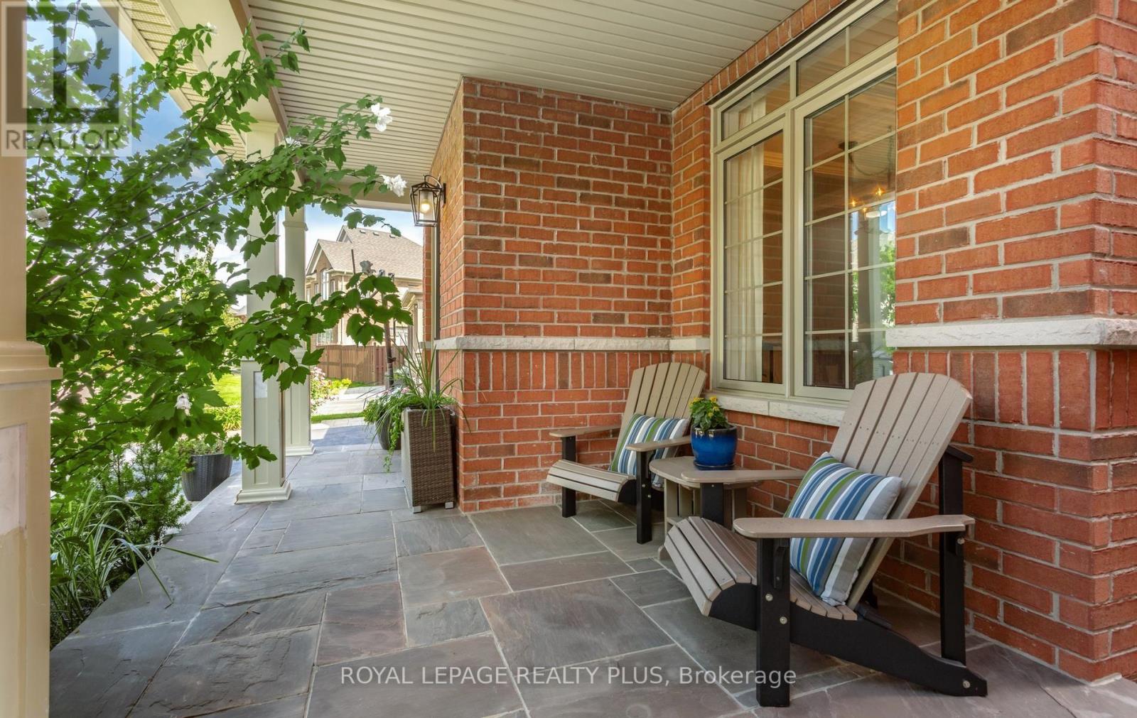 238 Melanson Heights, Milton, Ontario  L9T 0S6 - Photo 4 - W13783284