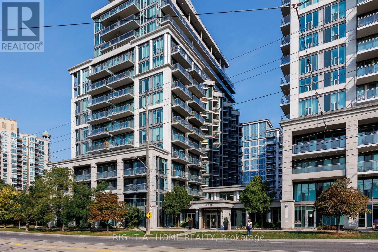 217 - 2119 LAKE SHORE BOULEVARD W, Toronto, Ontario