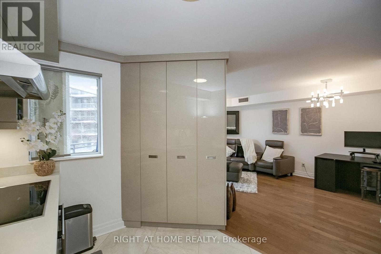 217 - 2119 Lake Shore Boulevard W, Toronto, Ontario  M8V 4E8 - Photo 21 - W13783320