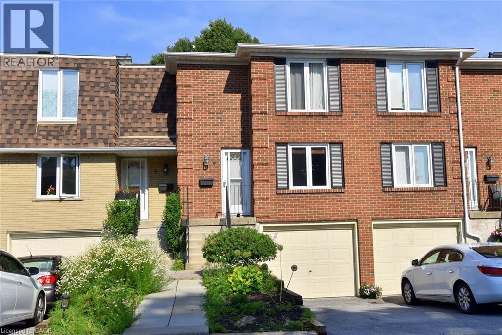 299 LIMERIDGE Road Unit# 4, Hamilton, Ontario