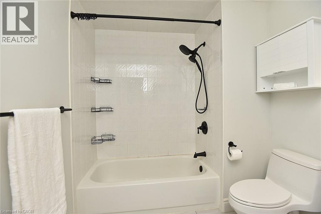 299 Limeridge Road Unit# 4, Hamilton, Ontario  L9C 2V4 - Photo 23 - 40843987