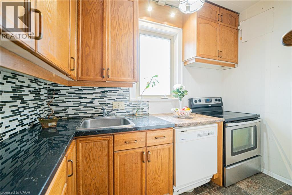 52 Proctor Boulevard Unit# Main, Hamilton, Ontario  L8M 2M4 - Photo 10 - 40858992