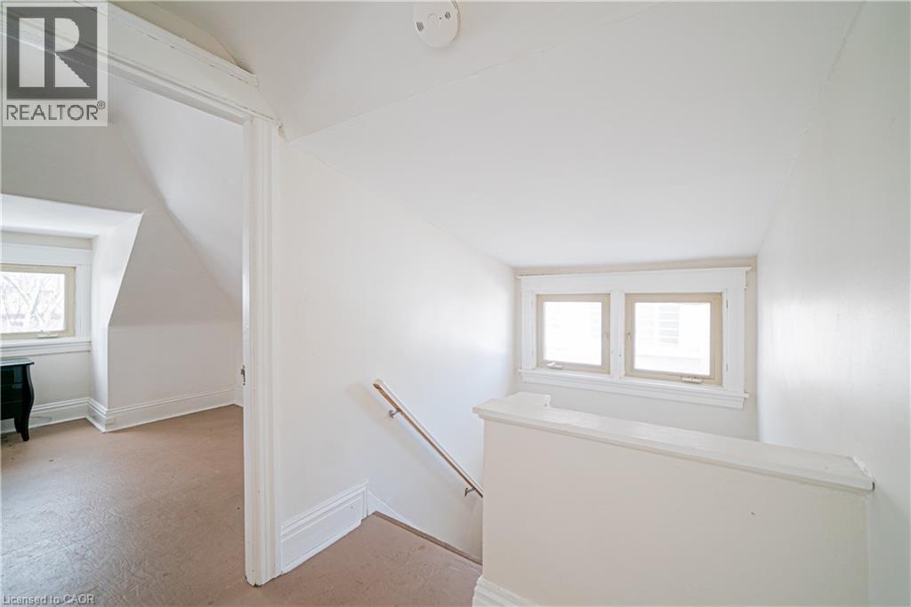 52 Proctor Boulevard Unit# Main, Hamilton, Ontario  L8M 2M4 - Photo 29 - 40858992