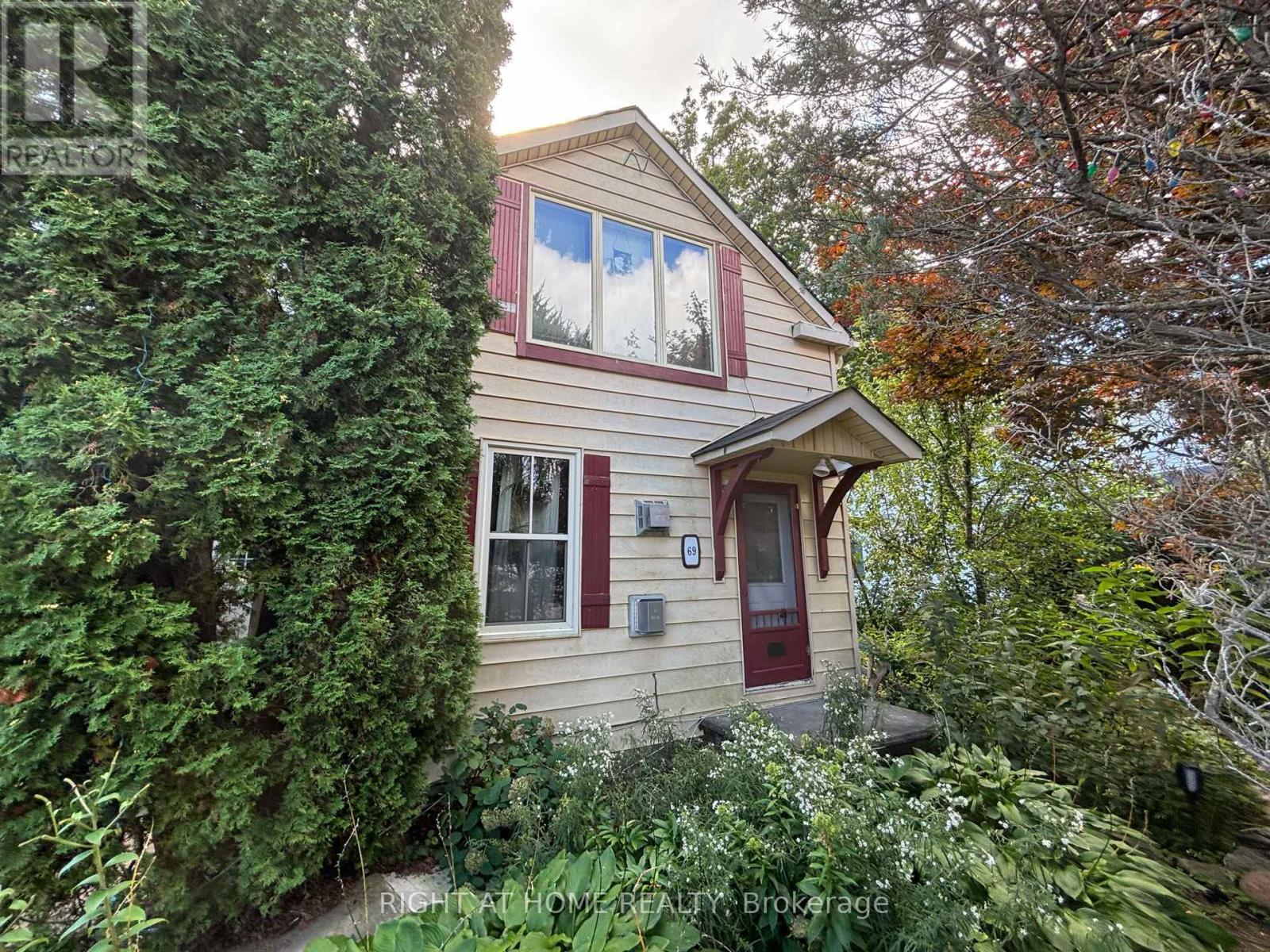 69 BERRY STREET, Meaford, Ontario