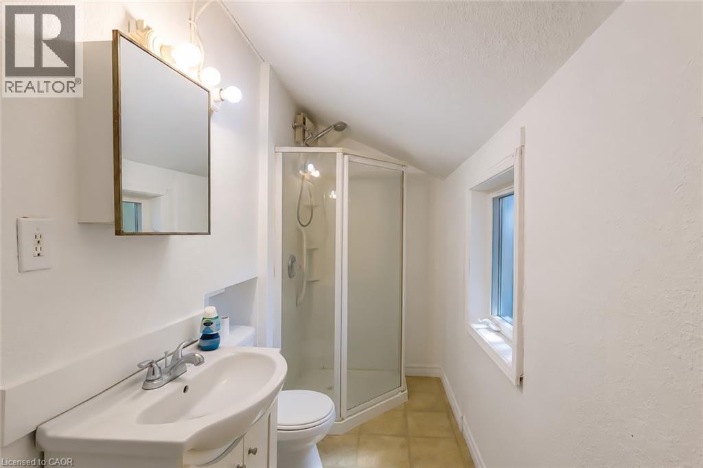 87 Lancaster Street W, Kitchener, Ontario  N2H 4T3 - Photo 10 - 40863123