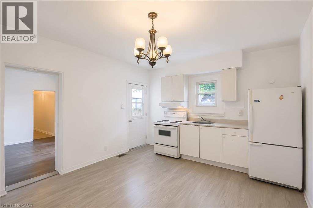 87 Lancaster Street W, Kitchener, Ontario  N2H 4T3 - Photo 17 - 40863123
