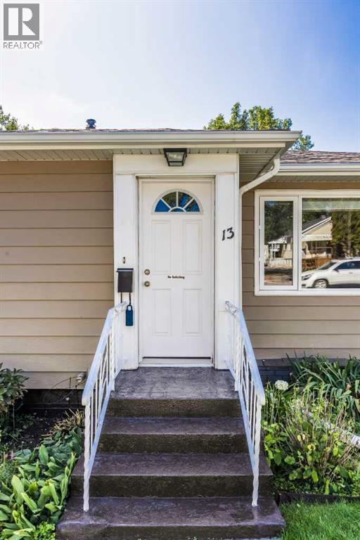 13 5 Street Sw, Medicine Hat, Alberta  T1A 4G3 - Photo 4 - A2342973