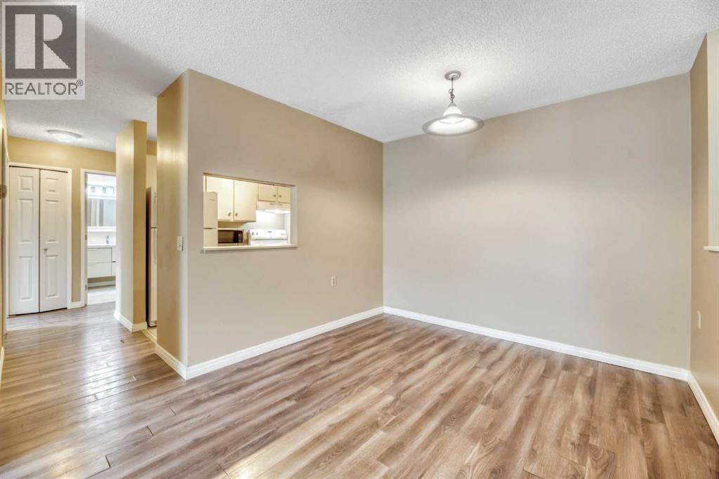 111, 10120 Brookpark Boulevard Sw, Calgary, Alberta  T2W 3G3 - Photo 26 - A2338587