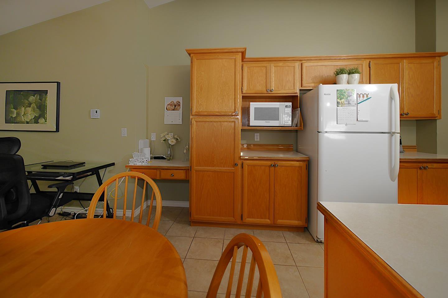 225 13895 102 Avenue, Surrey, British Columbia  V3T 1P2 - Photo 11 - R3160801