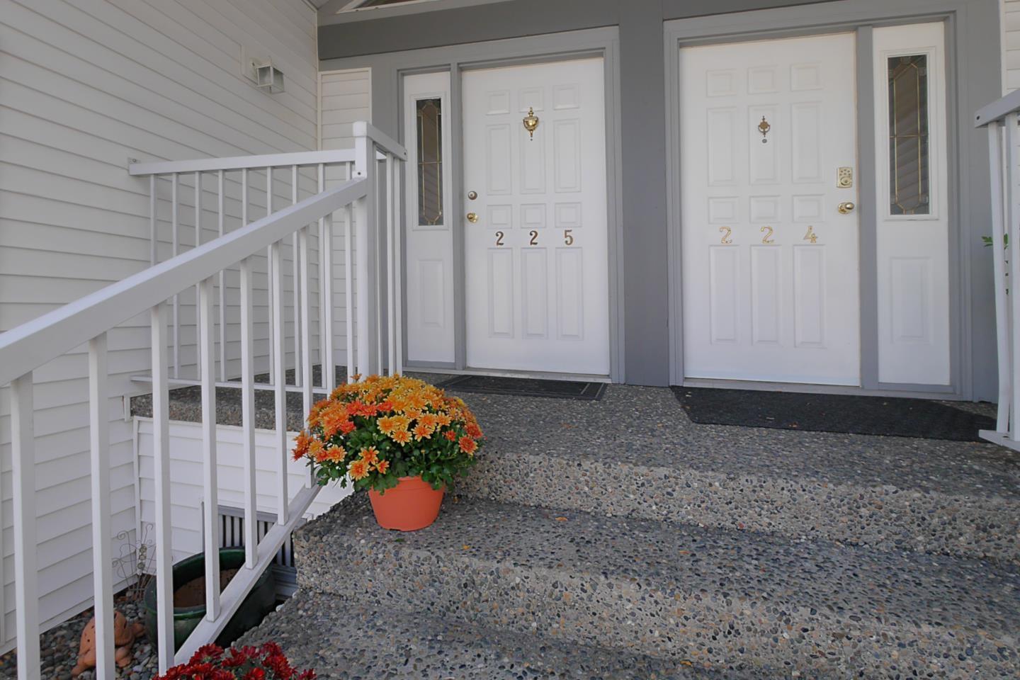 225 13895 102 Avenue, Surrey, British Columbia  V3T 1P2 - Photo 4 - R3160801